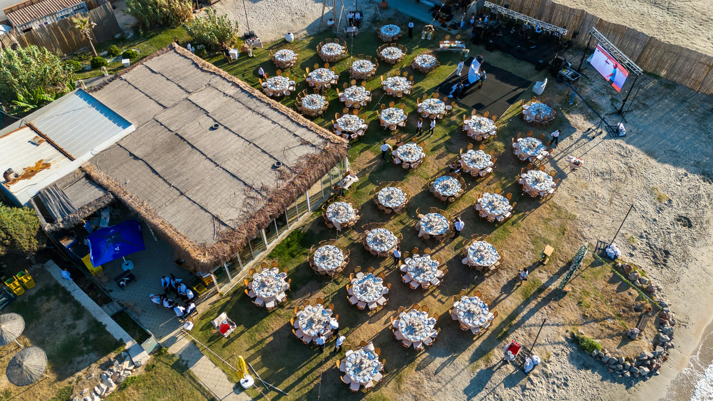 kır düğünü havadan görüntü